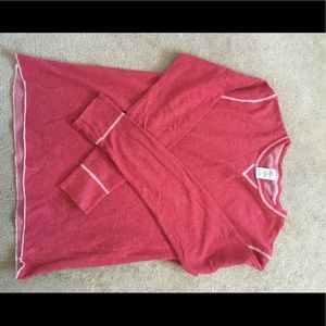 BDH long sleeve scoop neck stretch T shirt New.Coral color.